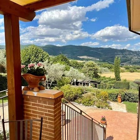 La Posta Di Bacco Bed & Breakfast Gualdo Cattaneo Exterior photo
